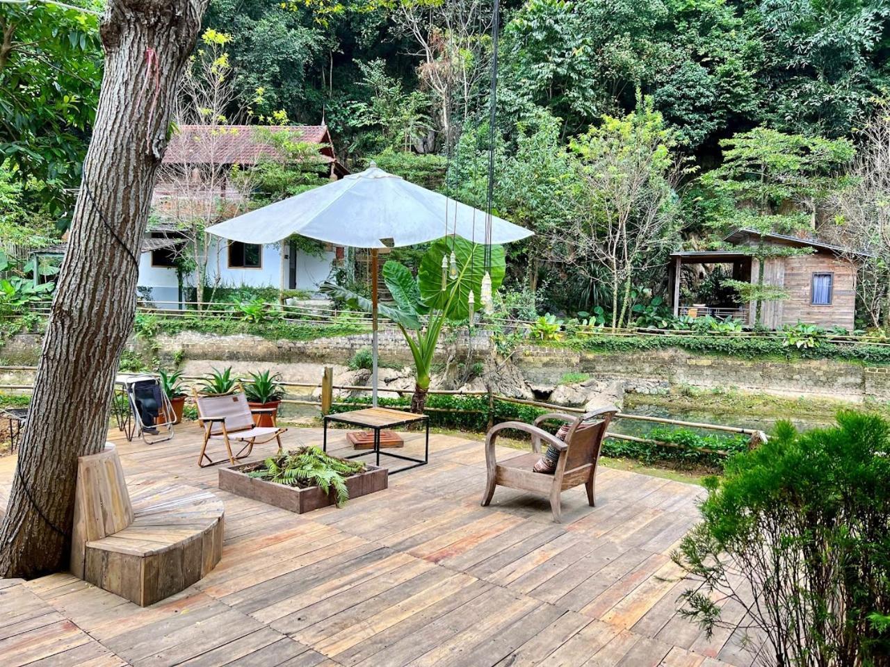 Hotel House By Lake Moc Chau Esterno foto