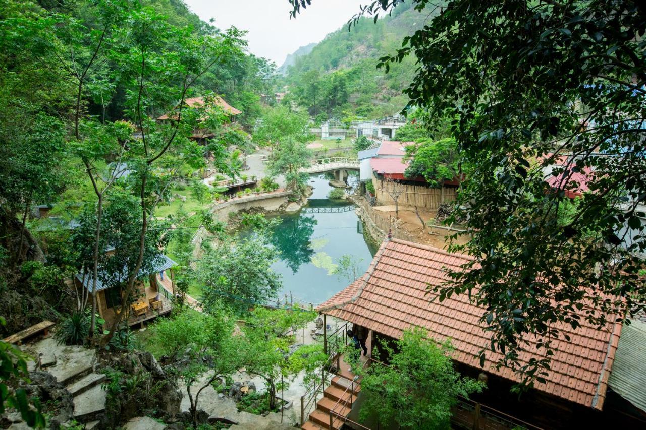 Hotel House By Lake Moc Chau Esterno foto